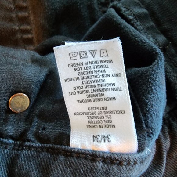 Aeropostale Black Skinny Jeans (Extremely Distressed) (Many Holes) - Picture 3 of 3